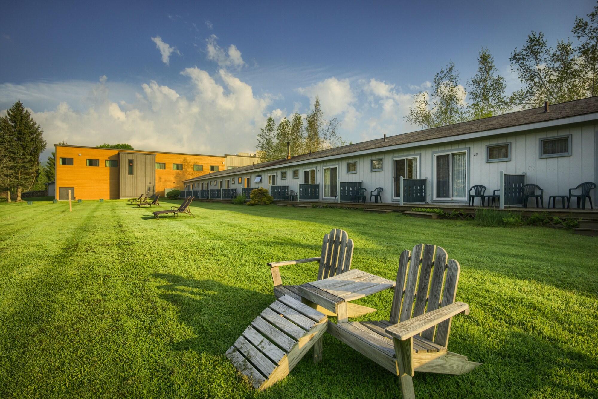 Sun & Ski Inn And Suites Stowe Zewnętrze zdjęcie